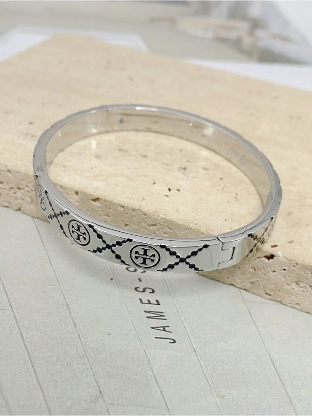 Tory Burch Silver Logo-Accent Hinged Bangle Bracelet
